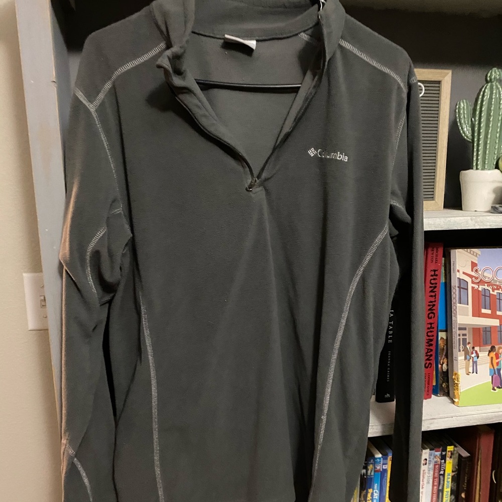 Columbia pullover
